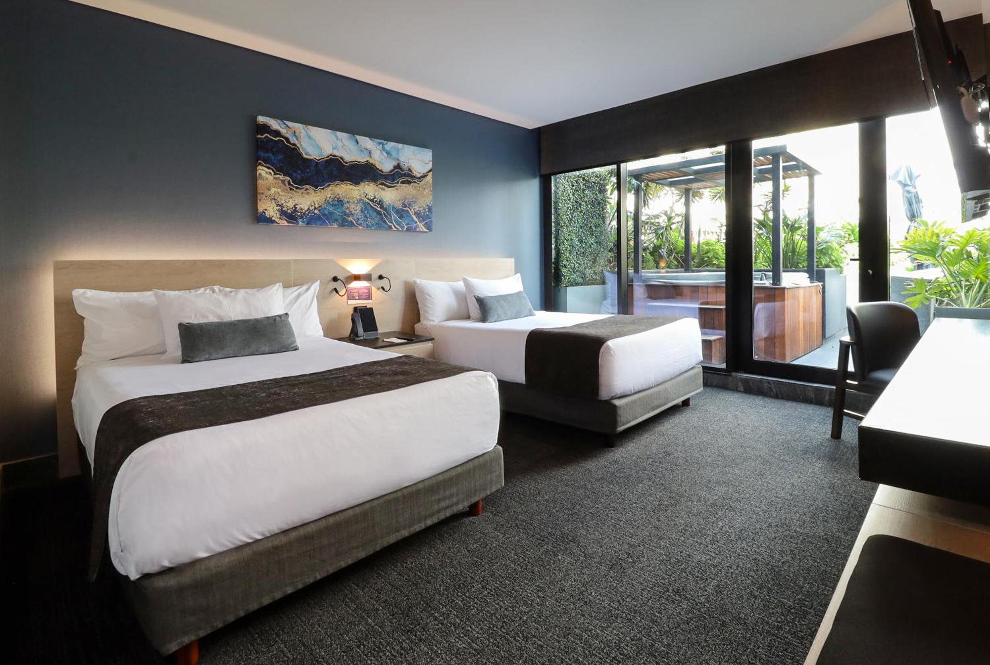 Quartz Hotel & Spa Tijuana Room photo